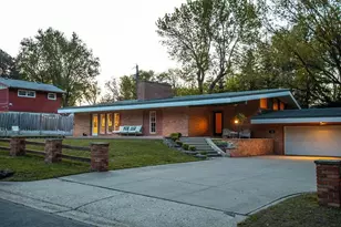 130 Fairlawn Ave E, Winsted, MN 55395 - Photo 1