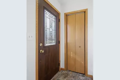 318 Thomas Avenue, Owatonna, MN 55060 - Photo 6