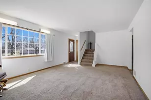 318 Thomas Ave, Owatonna, MN 55060 - Photo 4