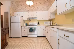 11039 Oregon Cir, Bloomington, MN 55438 - Photo 12