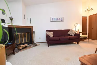 11039 Oregon Circle #60, Bloomington, MN 55438 - Photo 8