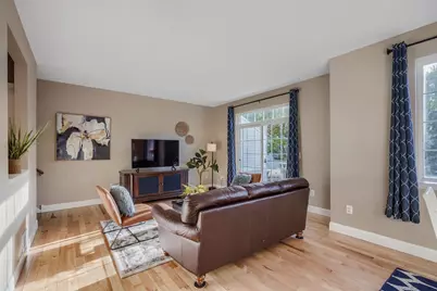 1878 Christensen Avenue, West Saint Paul, MN 55118 - Photo 2