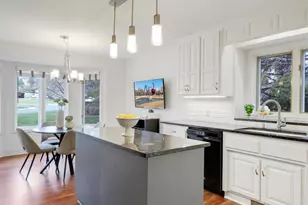 10395 Fawns Way, Eden Prairie, MN 55347 - Photo 14