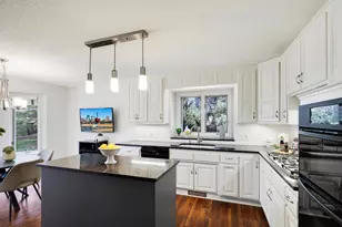 10395 Fawns Way, Eden Prairie, MN 55347 - Photo 16