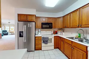 64 Conner Cir SW, Rochester, MN 55902 - Photo 10