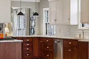 2 1/2 Webster Pl, Hopkins, MN 55305 - Photo 22