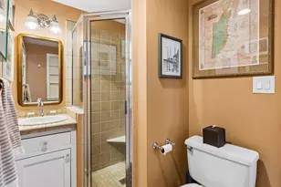 2 1/2 Webster Pl, Hopkins, MN 55305 - Photo 12