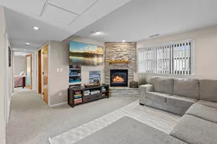 1795 Windjammer Dr, Woodbury, MN 55125 - Photo 26