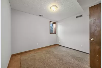 9917 Pillsbury Avenue S, Bloomington, MN 55420 - Photo 58