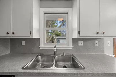 9917 Pillsbury Avenue S, Bloomington, MN 55420 - Photo 40