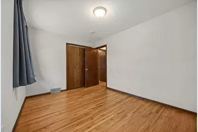 9917 Pillsbury Avenue S, Bloomington, MN 55420 - Photo 28