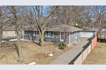 9917 Pillsbury Avenue S, Bloomington, MN 55420 - Photo 4