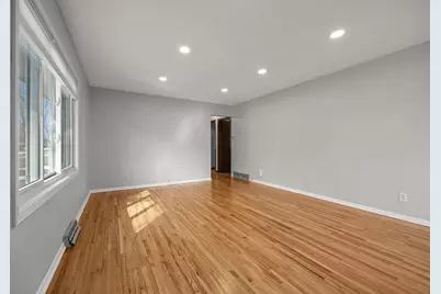 9917 Pillsbury Avenue S, Bloomington, MN 55420 - Photo 14