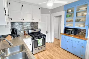 3334 Buchanan St NE, Minneapolis, MN 55418 - Photo 4