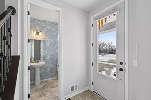 6352 Red Cedar Dr, Chaska, MN 55318 - Photo 8