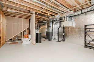 469 Roundhouse St, Shakopee, MN 55379 - Photo 26