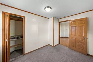 1020 34th Ave N, Minneapolis, MN 55412 - Photo 18