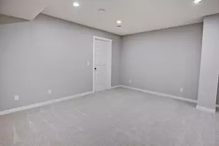 1595 Spinaker Dr, Woodbury, MN 55125 - Photo 52