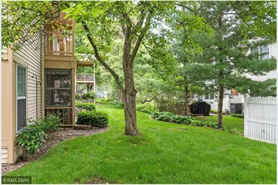 7555 W 110th Street, Bloomington, MN 55438 - Photo 20