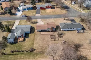 6264 Brooklyn Dr, Brooklyn Center, MN 55430 - Photo 2