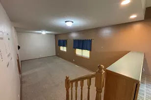 322 Oriole Ave N, Thief River Falls, MN 56701 - Photo 10