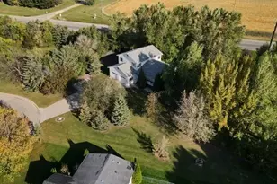322 Oriole Ave N, Thief River Falls, MN 56701 - Photo 40