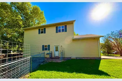 322 Oriole Avenue N, Thief River Falls, MN 56701 - Photo 42