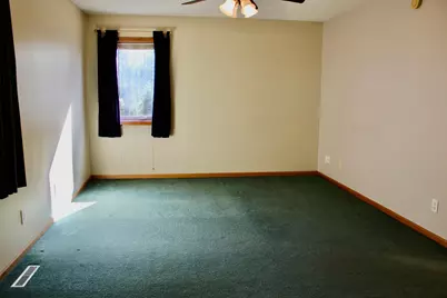 322 Oriole Avenue N, Thief River Falls, MN 56701 - Photo 22