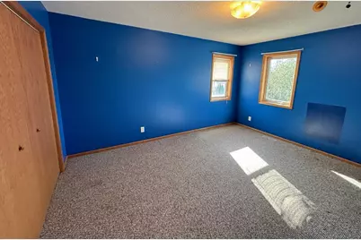 322 Oriole Avenue N, Thief River Falls, MN 56701 - Photo 26