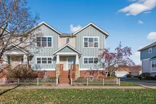 1351 Magnolia Ave E, Saint Paul, MN 55106 - Photo 2