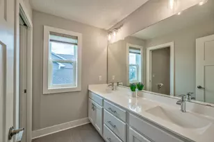 10668 39th St N, Lake Elmo, MN 55042 - Photo 12