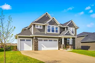 8422 60th St S, Cottage Grove, MN 55016 - Photo 2
