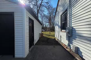 8325 Westwood Rd, Brooklyn Park, MN 55444 - Photo 32