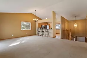 2907 Devonshire Cir, Woodbury, MN 55125 - Photo 8