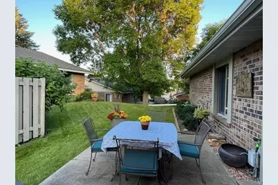 1930 Kingsview Lane N, Plymouth, MN 55447 - Photo 4