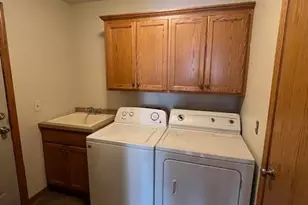 301 Roosevelt St S, Cambridge, MN 55008 - Photo 8