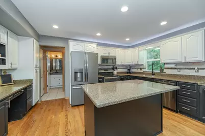 1008 Southern Woods Place SW, Rochester, MN 55902 - Photo 8