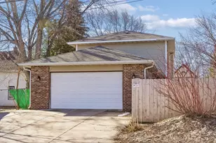 2525 13th Ave E, North Saint Paul, MN 55109 - Photo 42