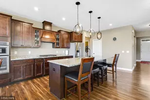 7129 Archer Trl, Inver Grove Heights, MN 55077 - Photo 4