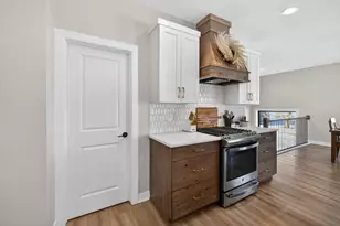 2101 21st Ave NE, Kasson, MN 55944 - Photo 16