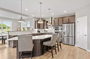 1578 Edgebrook Ln, Carver, MN 55315 - Photo 2