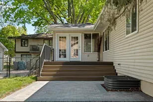 3210 Scott Ave N, Golden Valley, MN 55422 - Photo 34