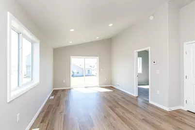 1135 Jill Drive W, West Fargo, ND 58078 - Photo 6