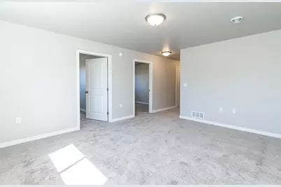 1135 Jill Drive W, West Fargo, ND 58078 - Photo 12
