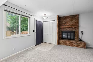 2772 Upland Ln N, Plymouth, MN 55447 - Photo 2