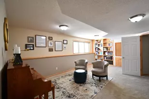 6075 Granite Dr NW, Rochester, MN 55901 - Photo 10