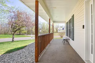 955 Park Dr, Belle Plaine, MN 56011 - Photo 4