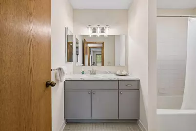 2425 E Franklin Avenue #209, Minneapolis, MN 55406 - Photo 16