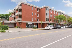2425 E Franklin Ave, Minneapolis, MN 55406 - Photo 2
