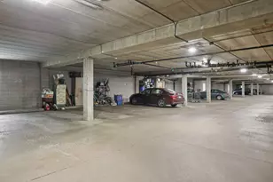 2425 E Franklin Ave, Minneapolis, MN 55406 - Photo 22